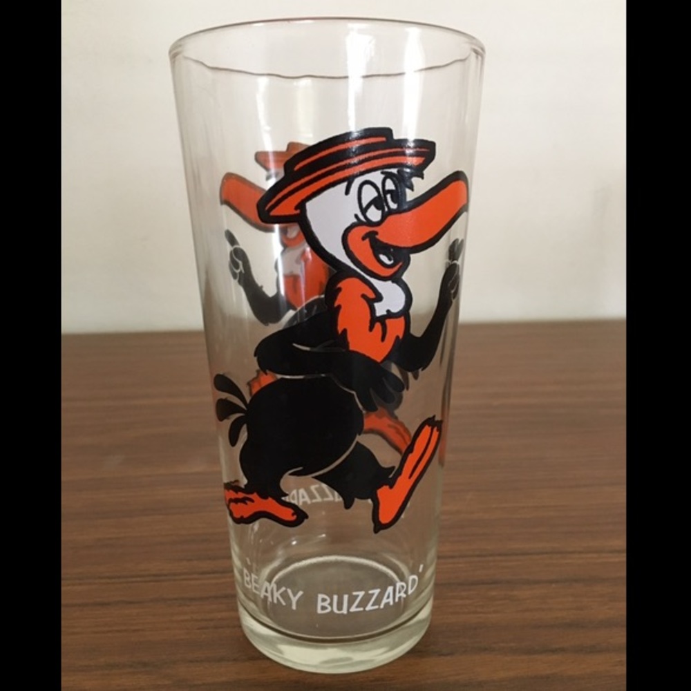 Vintage Pepsi Looney Tunes 1973 Beaky Buzzard glass